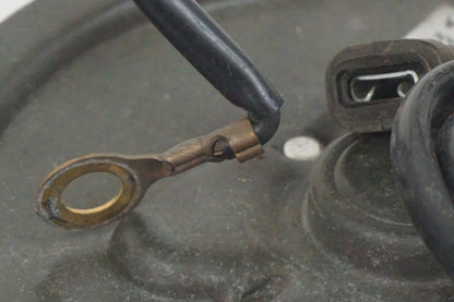 Snett uppifrån på Vattenkylfläkt från en Honda VT 600 C -1999 motorcykel.