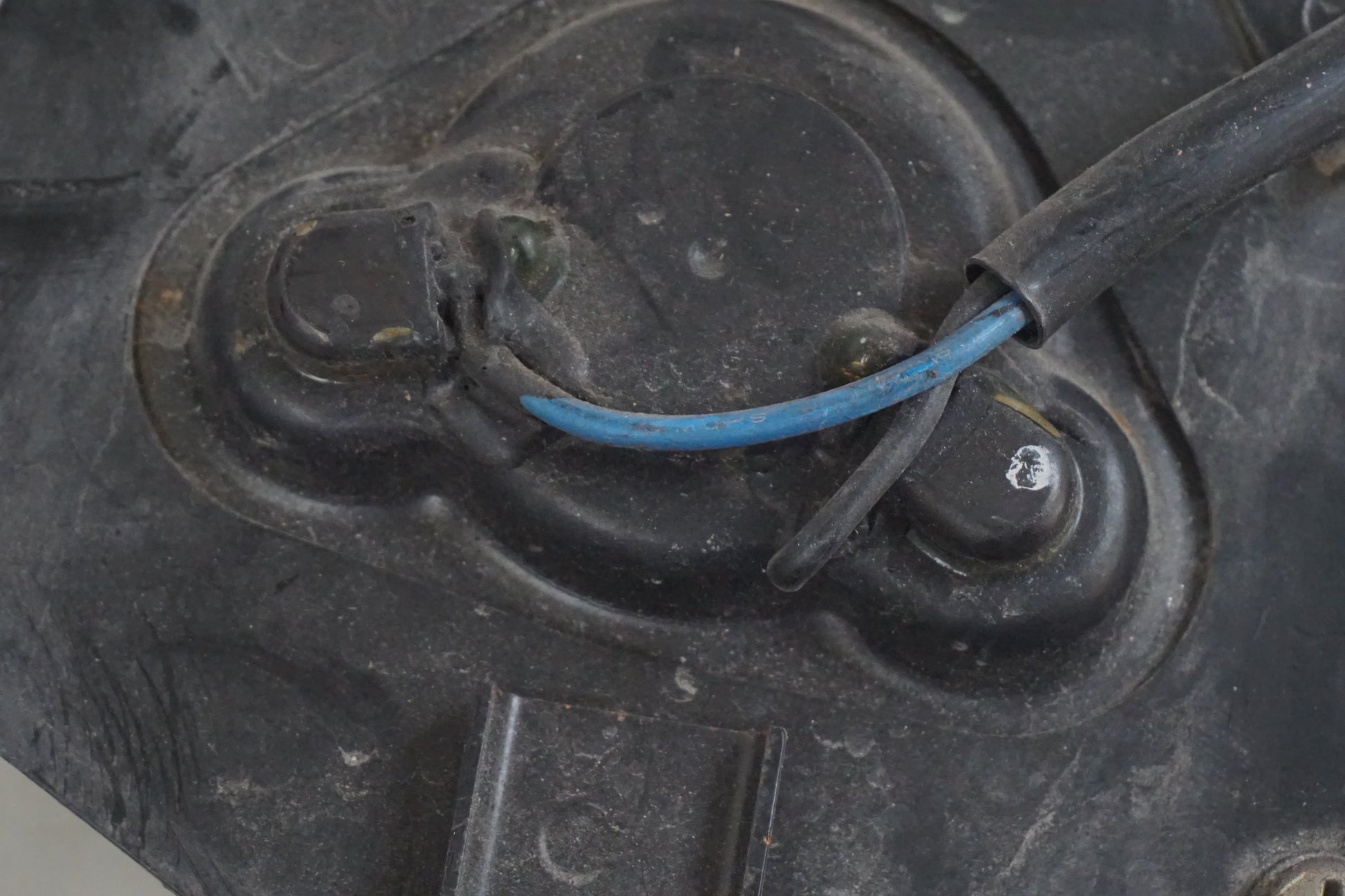 Höger sida på Vattenkylfläkt från en Kawasaki ZZR 1100 -1991 motorcykel.