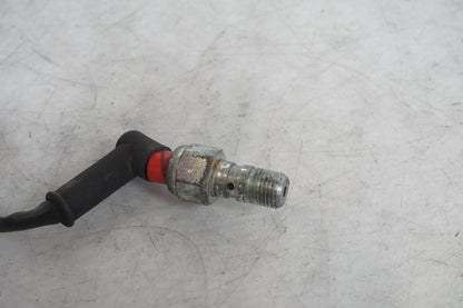 Contact de feu de frein