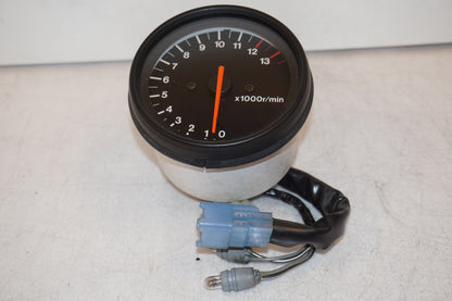 Framsidan på Varvräknare från en Suzuki RF 900 R -1998 motorcykel.