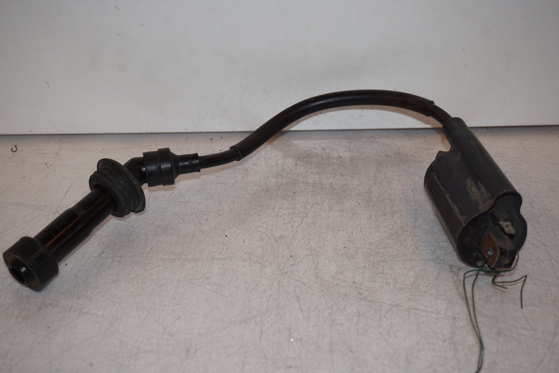 Höger sida på Tändspole från en Yamaha TDM 850 -1998 motorcykel.