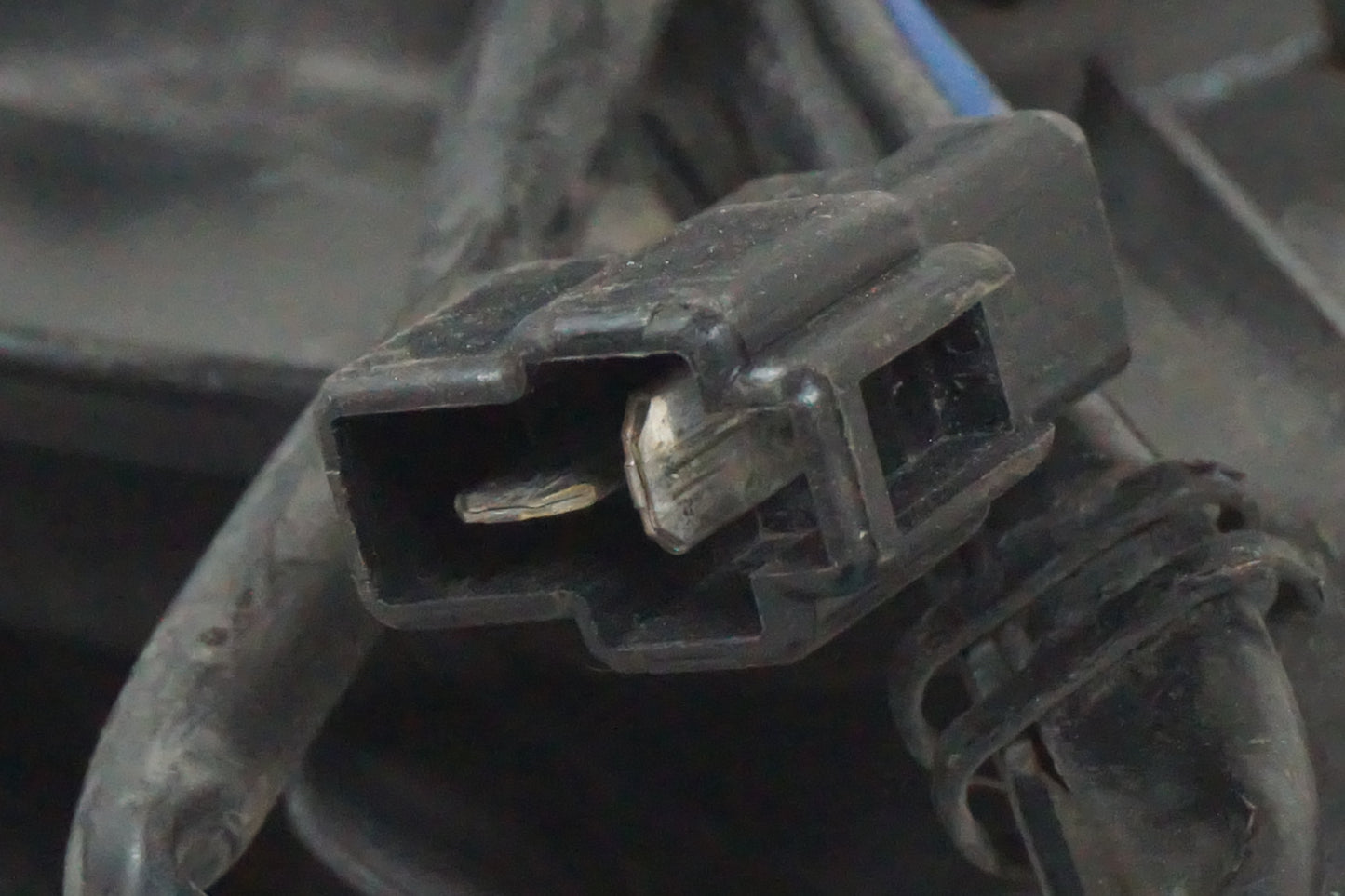 Snett nerifrån på Vattenkylfläkt från en Kawasaki ZZR 1200 -2002 motorcykel.