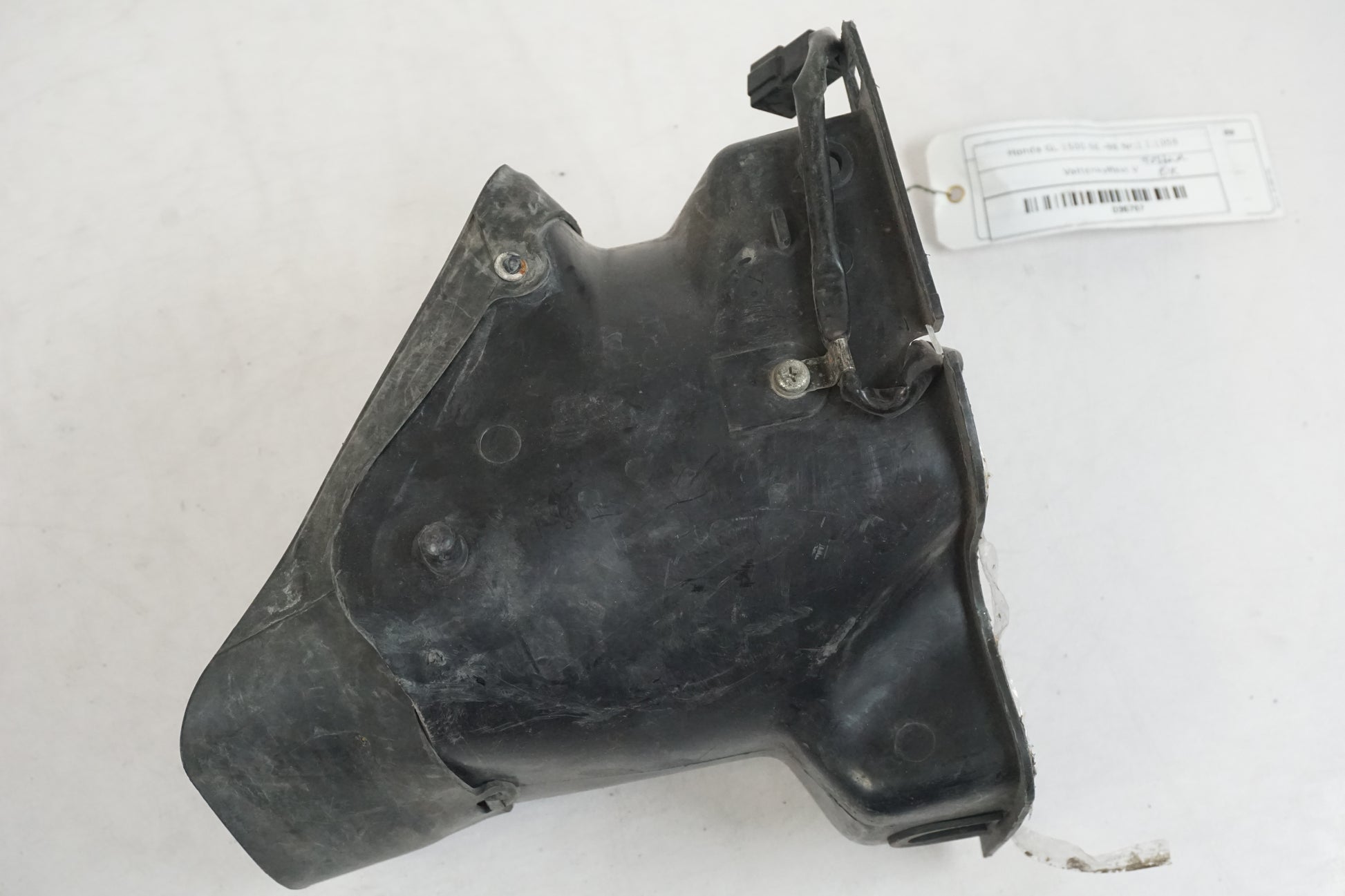 Vänster sida på Vattenkylfläkt från en Honda GL 1500 -1998 motorcykel.