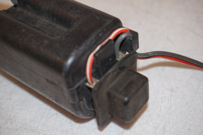 Extrabild1 på Tändspole från en Yamaha FZ 750 -1989 motorcykel.