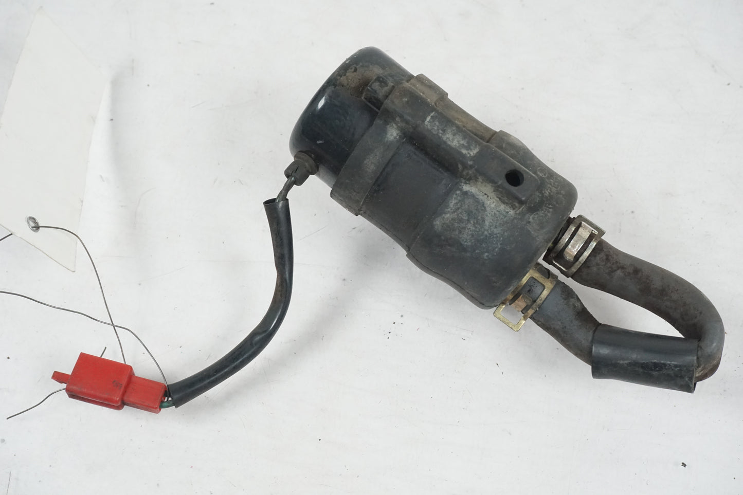 Framsidan på Bensinpump förgasare från en Honda CBR 1000 F -1990 motorcykel.