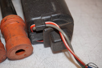 Extrabild2 på Tändspole från en Yamaha FZ 750 -1988 motorcykel.