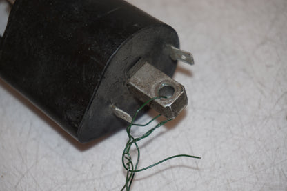 Extrabild2 på Tändspole från en Yamaha XVS 650 -1998 motorcykel.