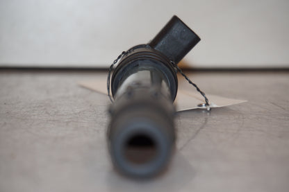 Snett uppifrån på Tändspole från en Kawasaki Ninja 300 -2014 motorcykel.