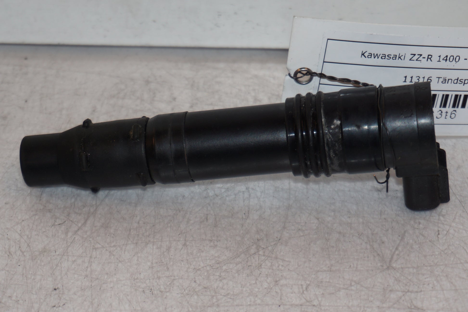Höger sida på Tändspole från en Kawasaki ZZ-R 1400 -2007 motorcykel.