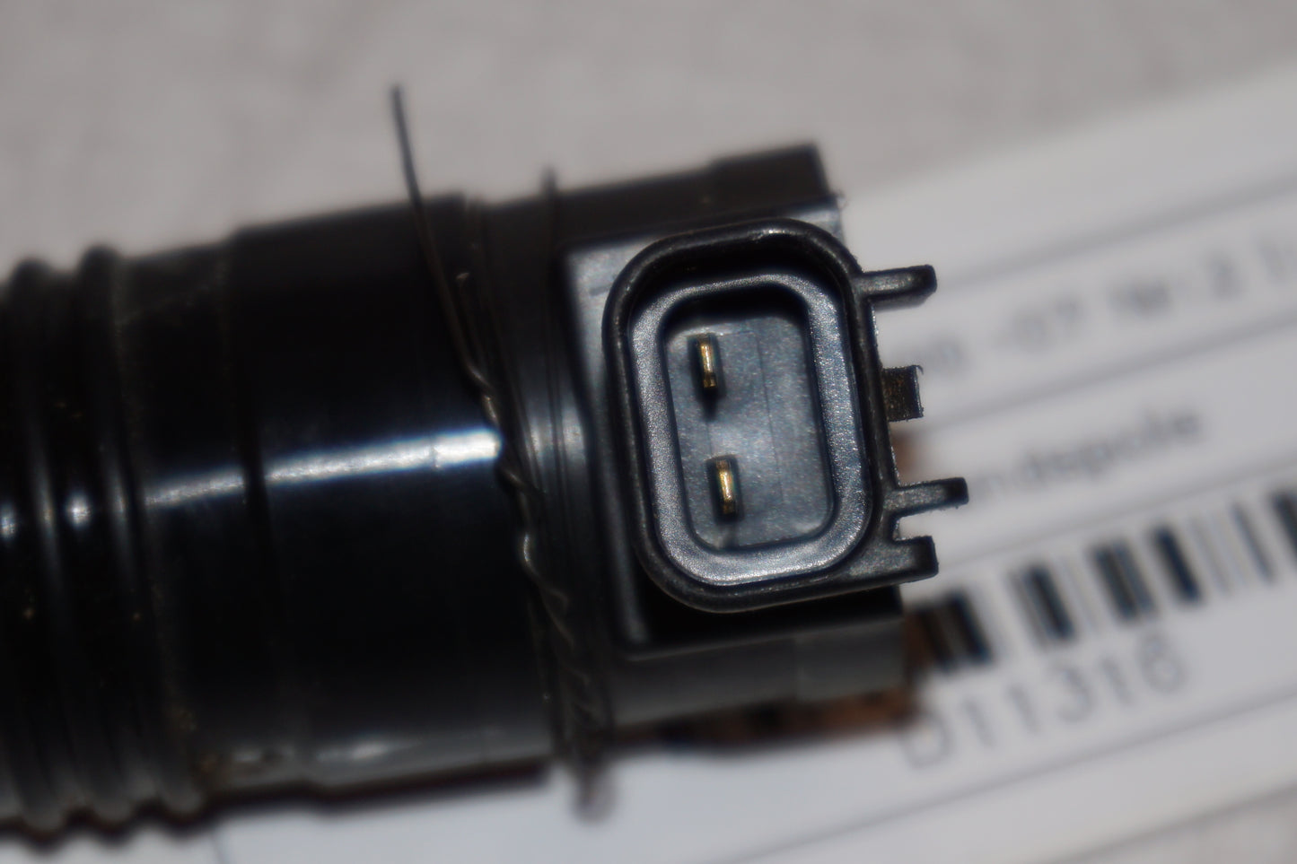 Extrabild2 på Tändspole från en Kawasaki ZZ-R 1400 -2007 motorcykel.