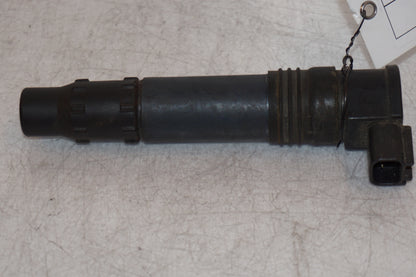 Framsidan på Tändspole från en Kawasaki Z 750 -2008 motorcykel.