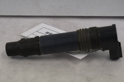 Vänster sida på Tändspole från en Kawasaki Z 750 -2008 motorcykel.