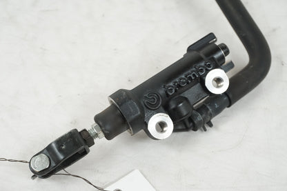 Brake master cylinder