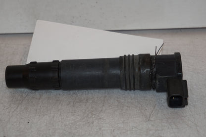 Framsidan på Tändspole från en Kawasaki ZX-9R -1998 motorcykel.