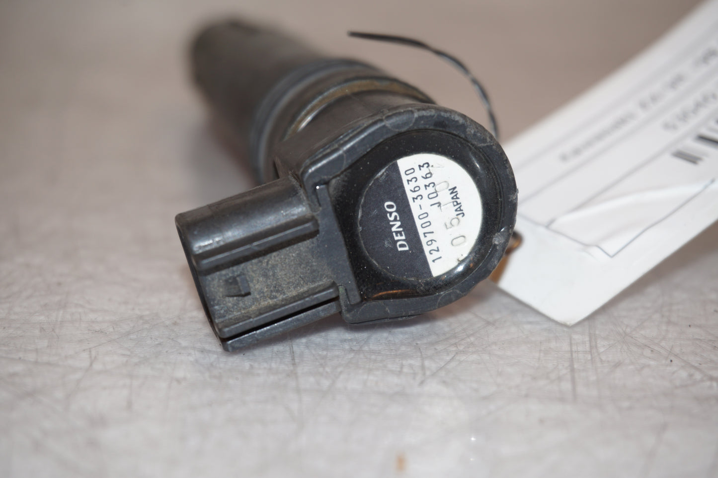 Extrabild1 på Tändspole från en Kawasaki ZX-9R -1998 motorcykel.