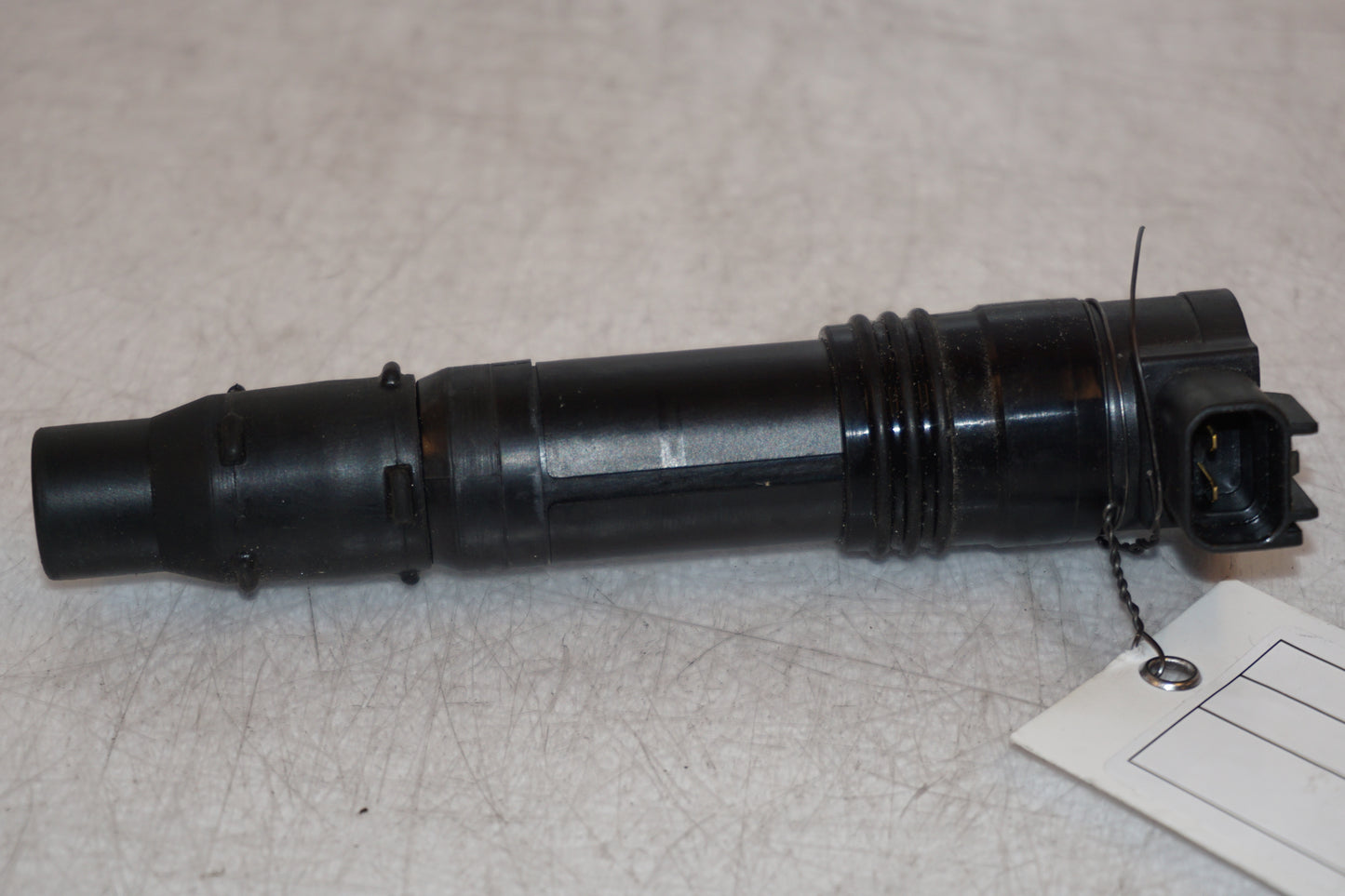 Framsidan på Tändspole från en Kawasaki ZZ-R 1400 -2007 motorcykel.