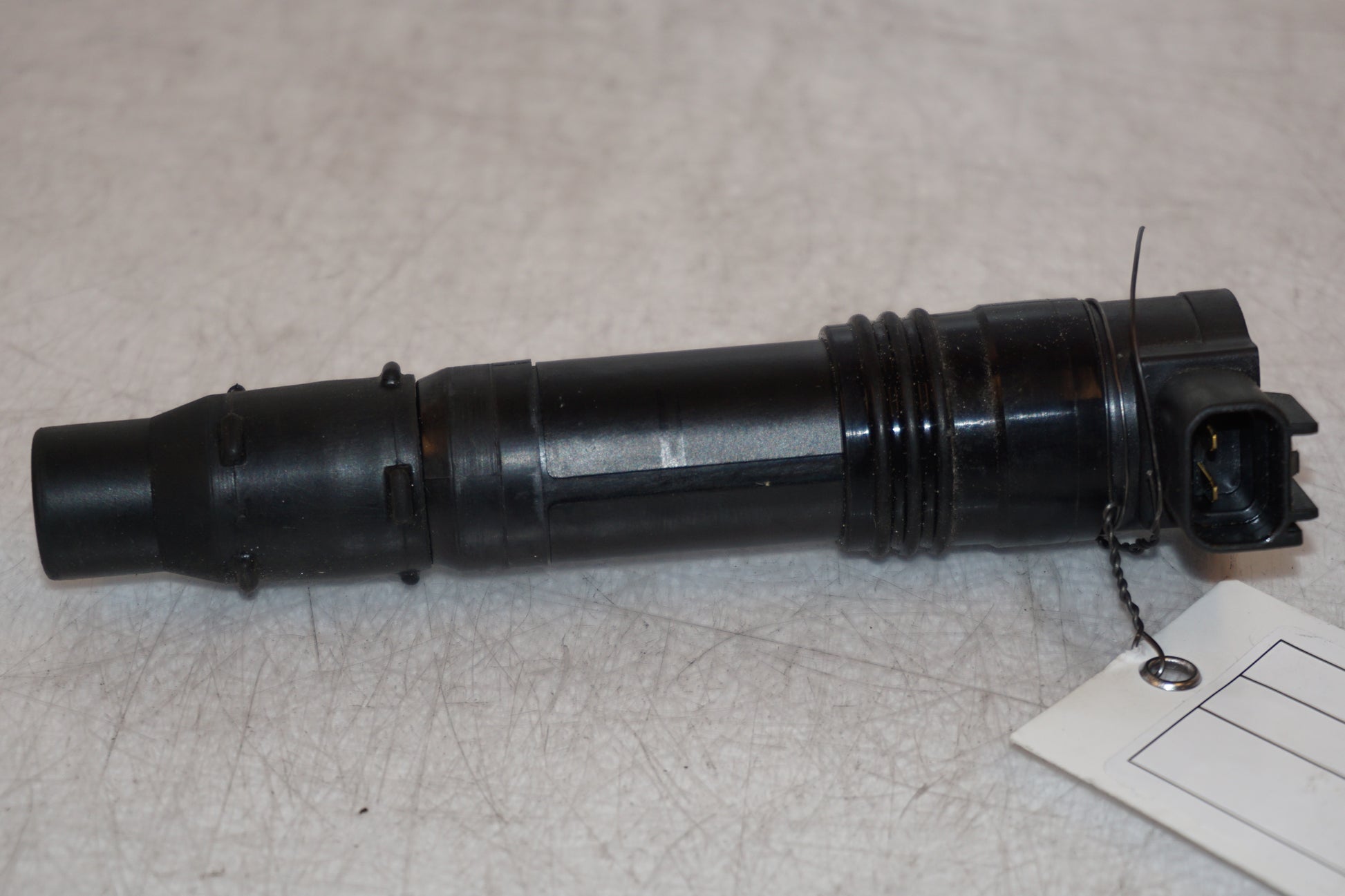 Framsidan på Tändspole från en Kawasaki ZZ-R 1400 -2007 motorcykel.