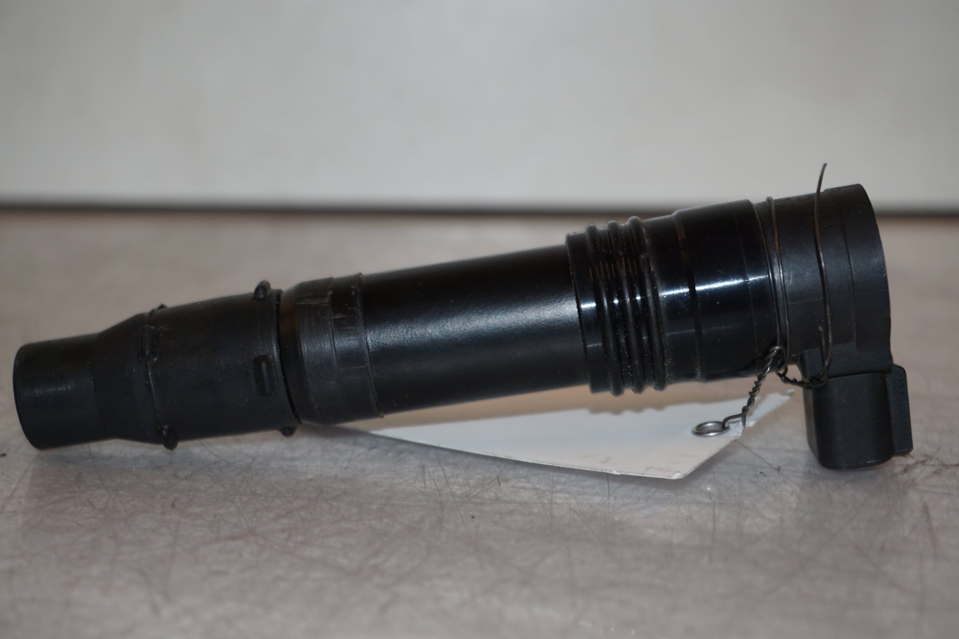 Vänster sida på Tändspole från en Kawasaki ZZ-R 1400 -2007 motorcykel.