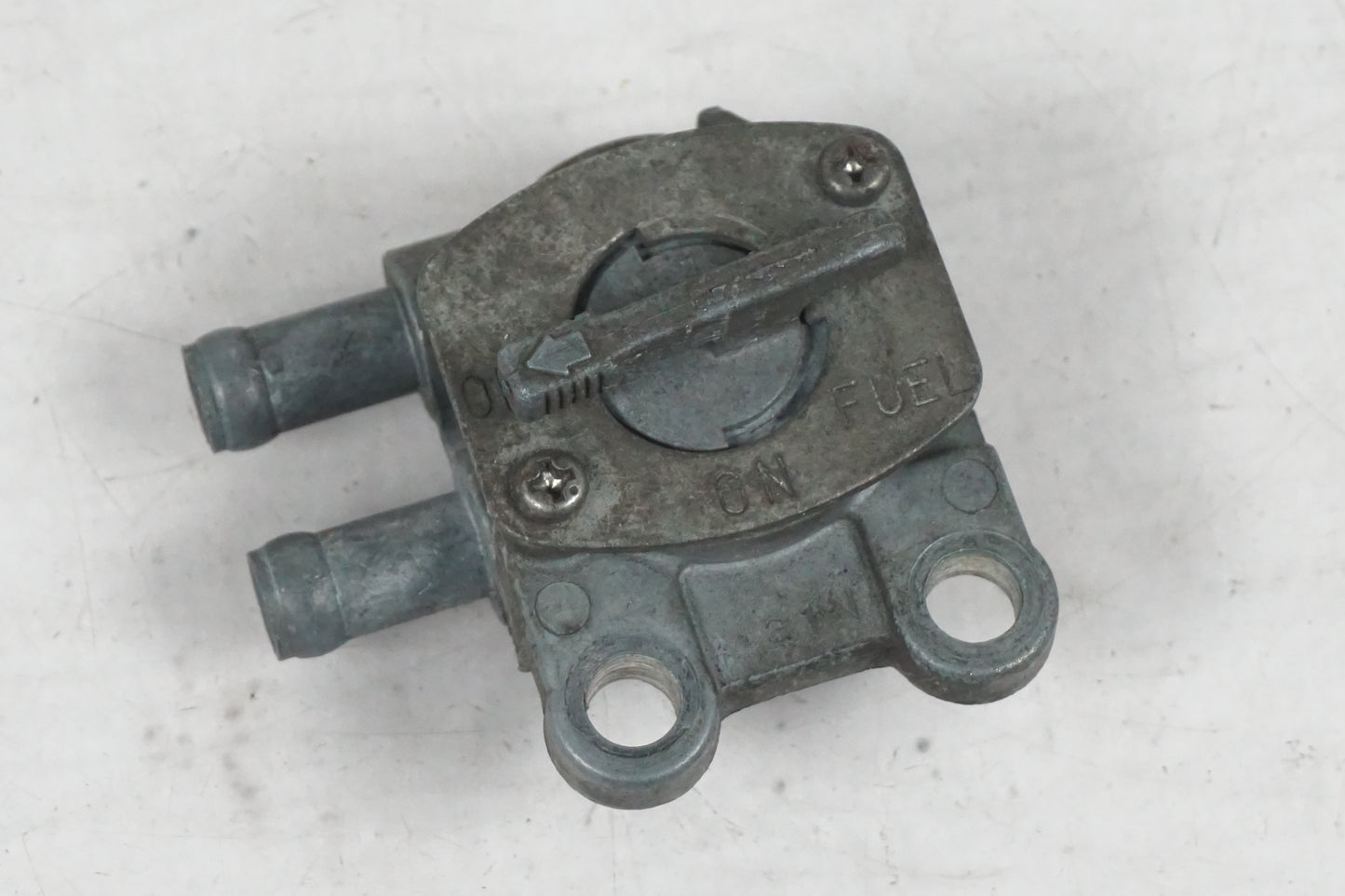 Framsidan på Bensinkran från en Kawasaki ZZR 1100 -1991 motorcykel.