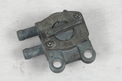 Framsidan på Bensinkran från en Kawasaki ZZR 1100 -1991 motorcykel.