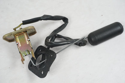 Snett uppifrån på Bensintankgivare från en Kawasaki ZRX 1100 -1997 motorcykel.