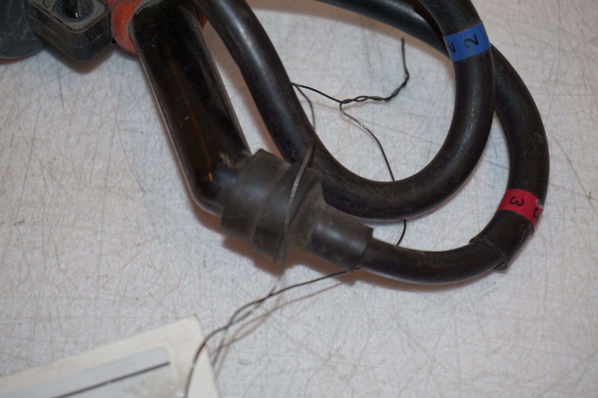 Extrabild2 på Tändspole från en Yamaha YZF 1000 R -2001 motorcykel.