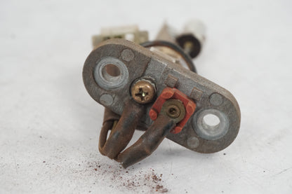 Vänster sida på Bensintankgivare från en Kawasaki ZZR 600 -1991 motorcykel.