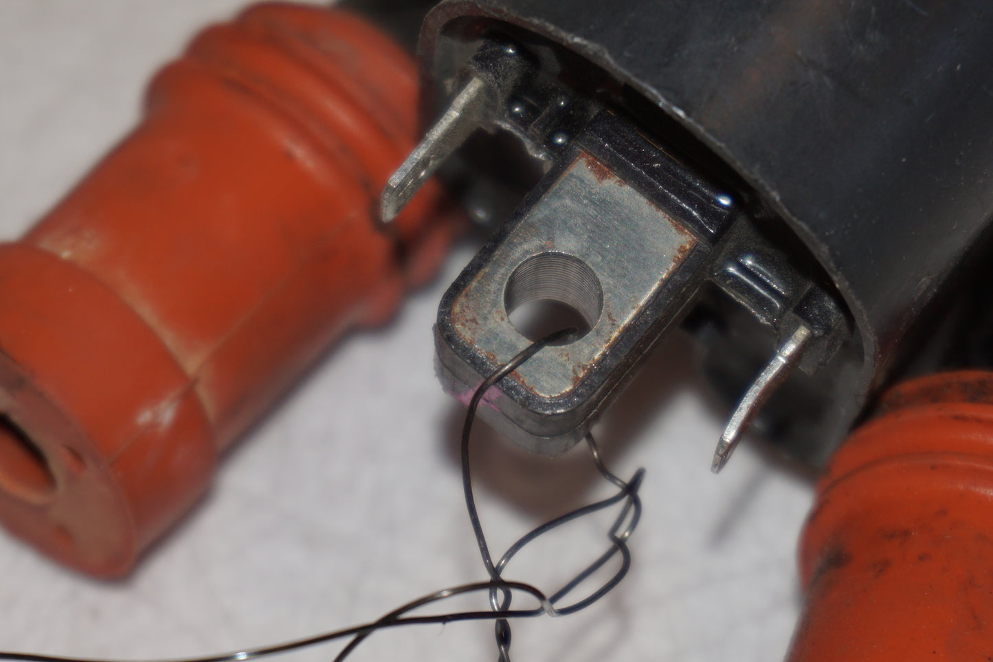 Extrabild3 på Tändspole från en Yamaha YZF 1000 R -1997 motorcykel.