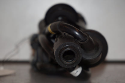 Snett uppifrån på Tändspole från en Yamaha FZ-6 -2005 motorcykel.