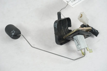 Snett uppifrån på Bensintankgivare från en Kawasaki VN 1500 -1999 motorcykel.