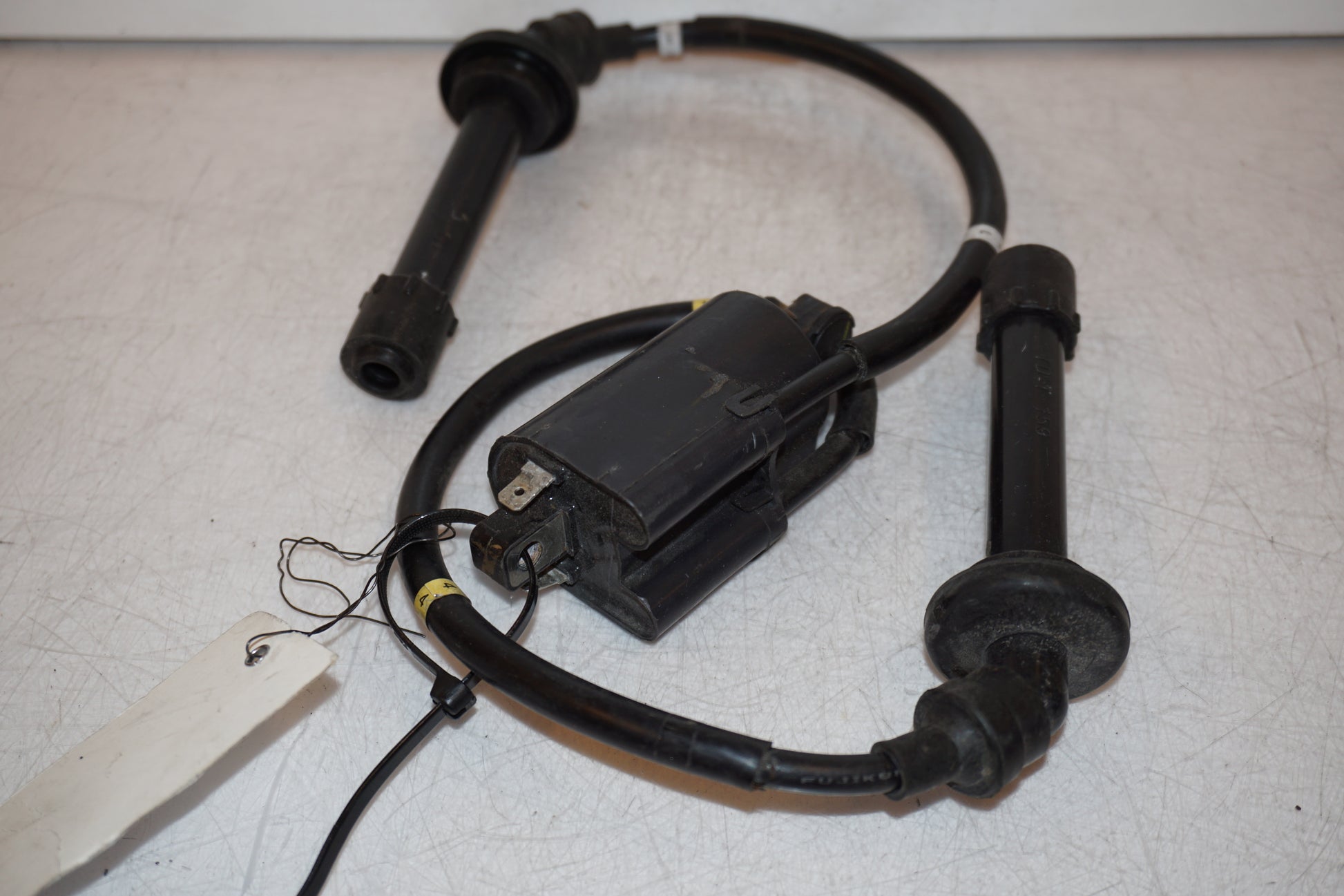 Baksidan på Tändspole från en Yamaha FZ-6 -2007 motorcykel.