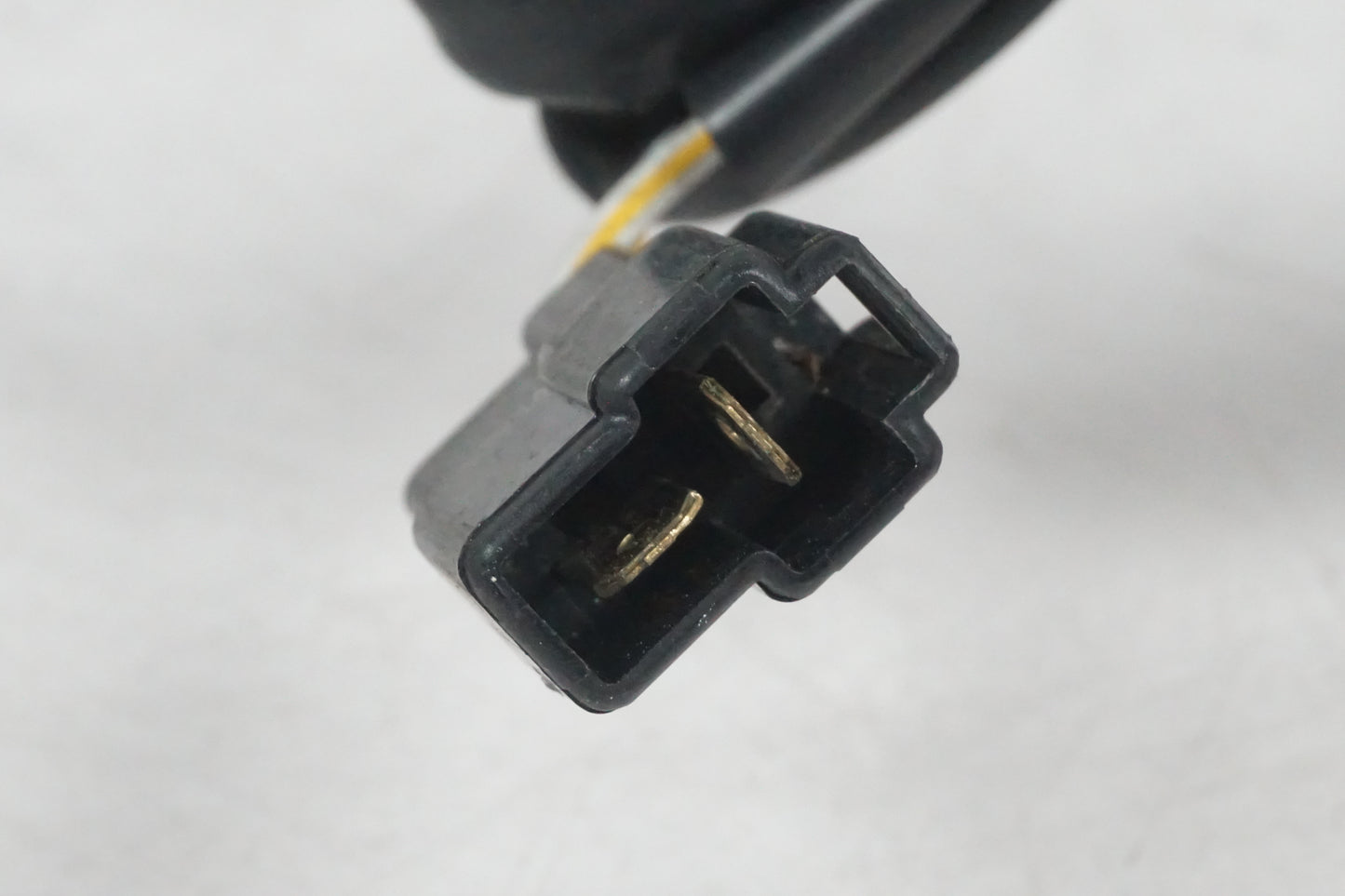 Höger sida på Bensintankgivare från en Kawasaki Versys 650 -2007 motorcykel.