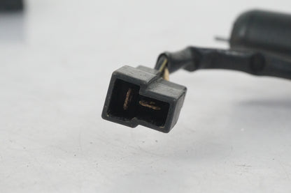 Baksidan på Bensintankgivare från en Kawasaki Zephyr 750 -1991 motorcykel.