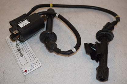 Framsidan på Tändspole från en Yamaha FZ-S 600 -1999 motorcykel.