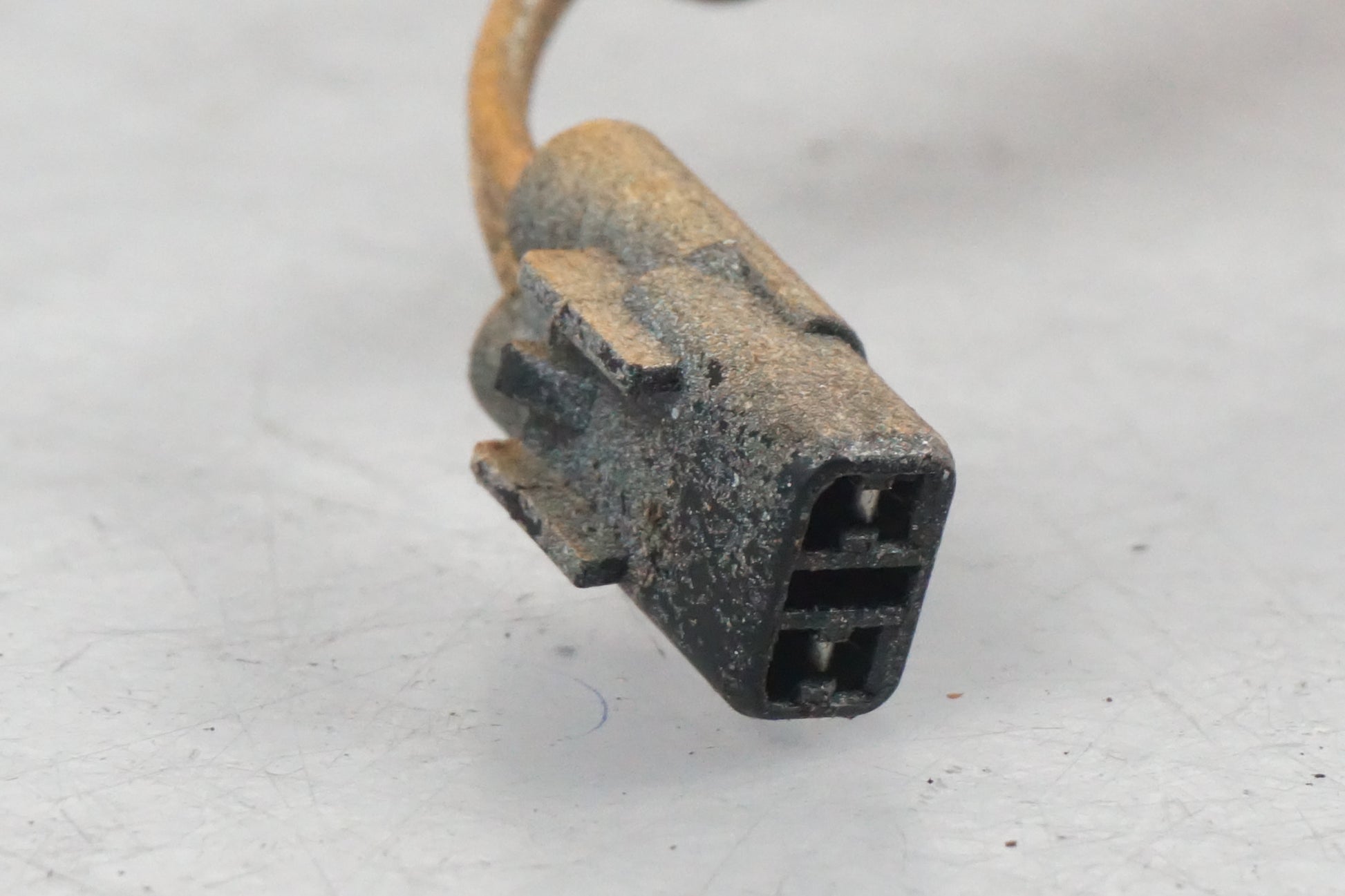 Vänster sida på Bensintankgivare från en Kawasaki Z 750 -2008 motorcykel.