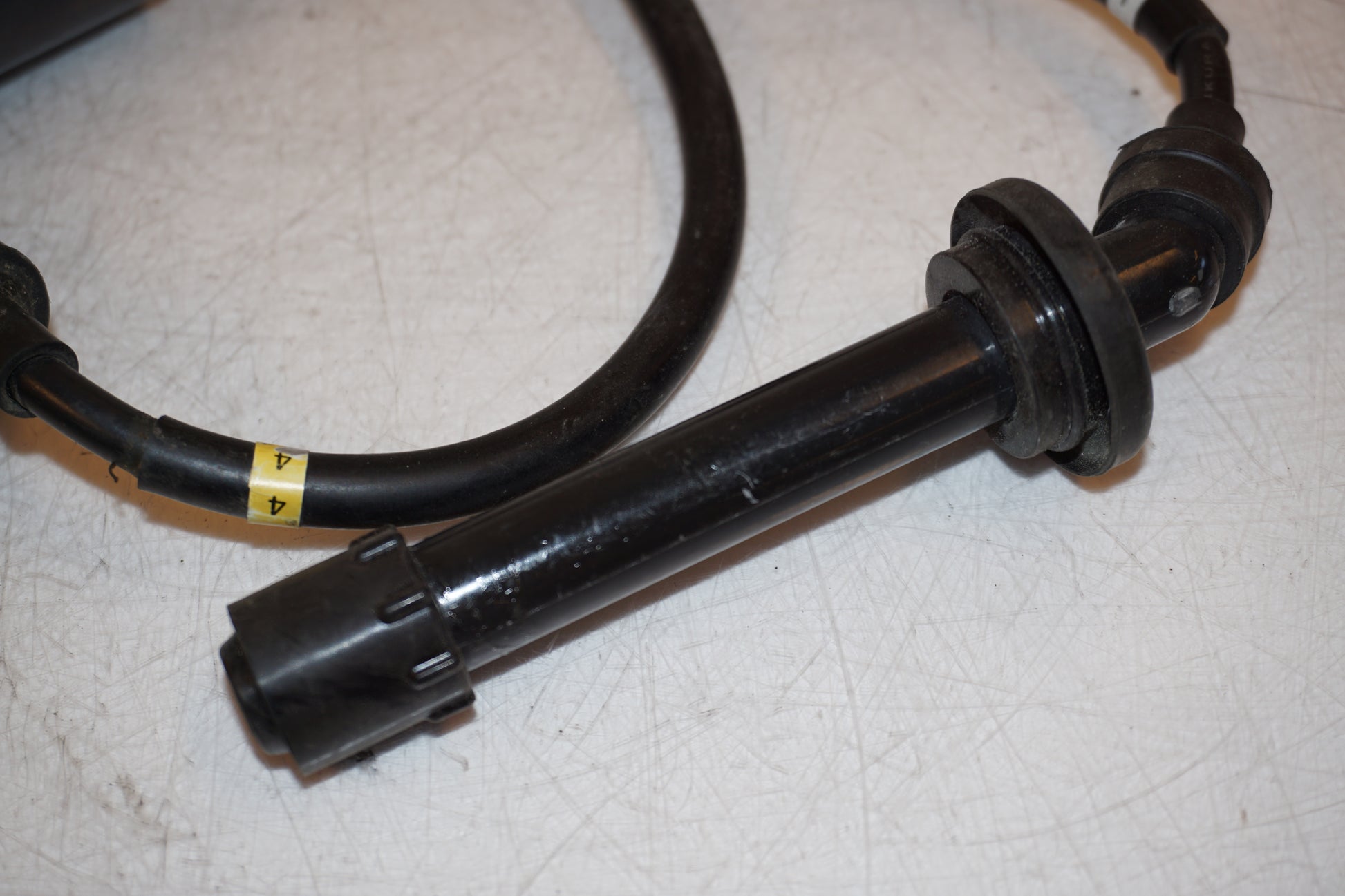 Extrabild2 på Tändspole från en Yamaha FZ-S 600 -1999 motorcykel.