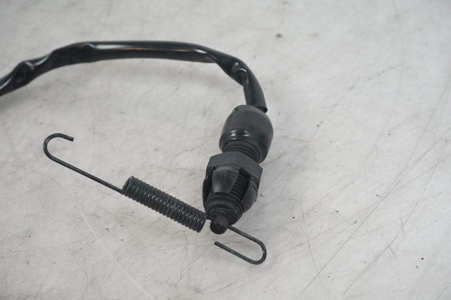 Contact de feu de frein