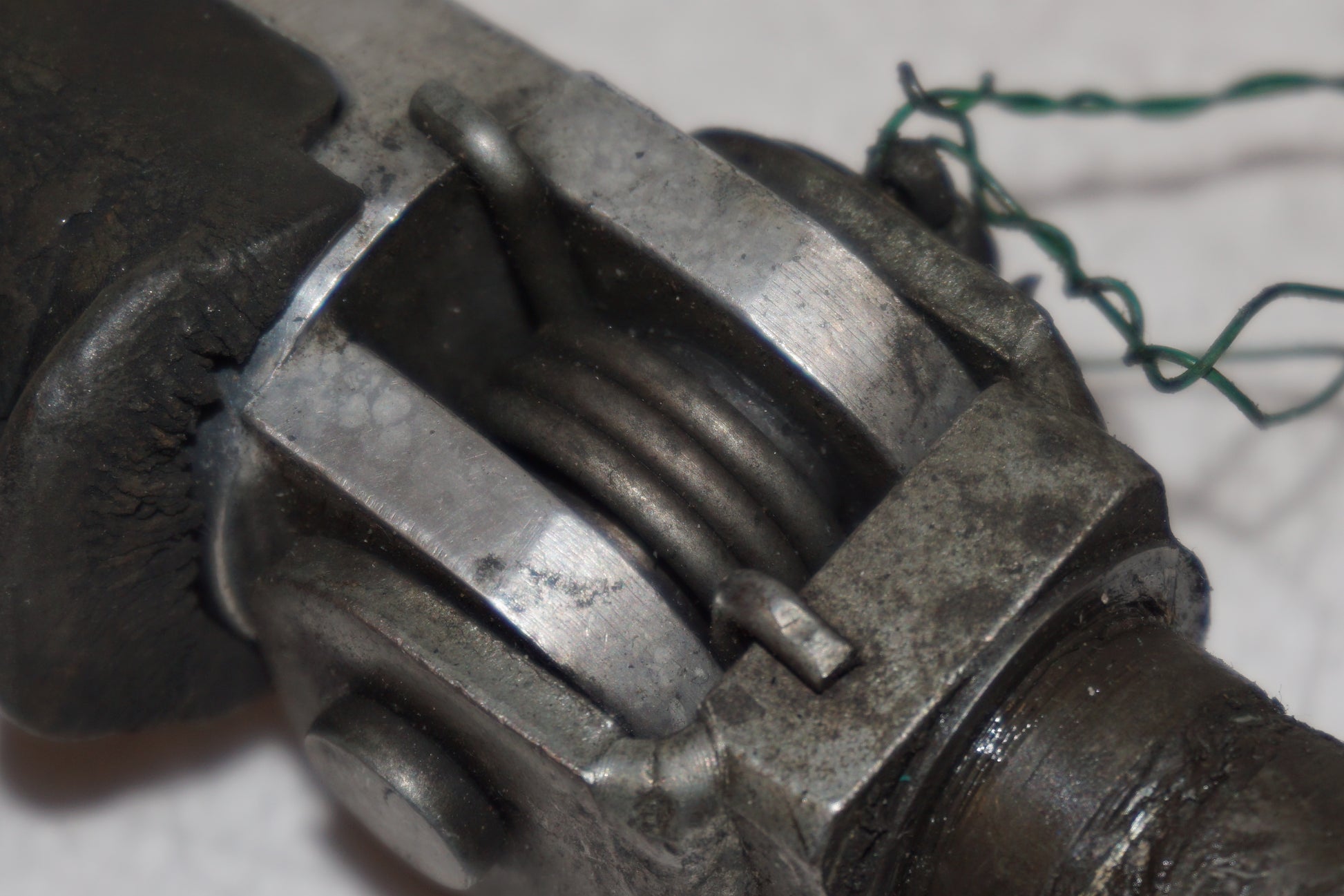 Extrabild3 på Fotpinne från en Suzuki GSX-R 1100 -1992 motorcykel.