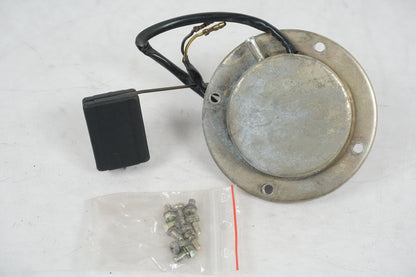 Framsidan på Bensintankgivare från en Suzuki GSX 600 F -1988 motorcykel.