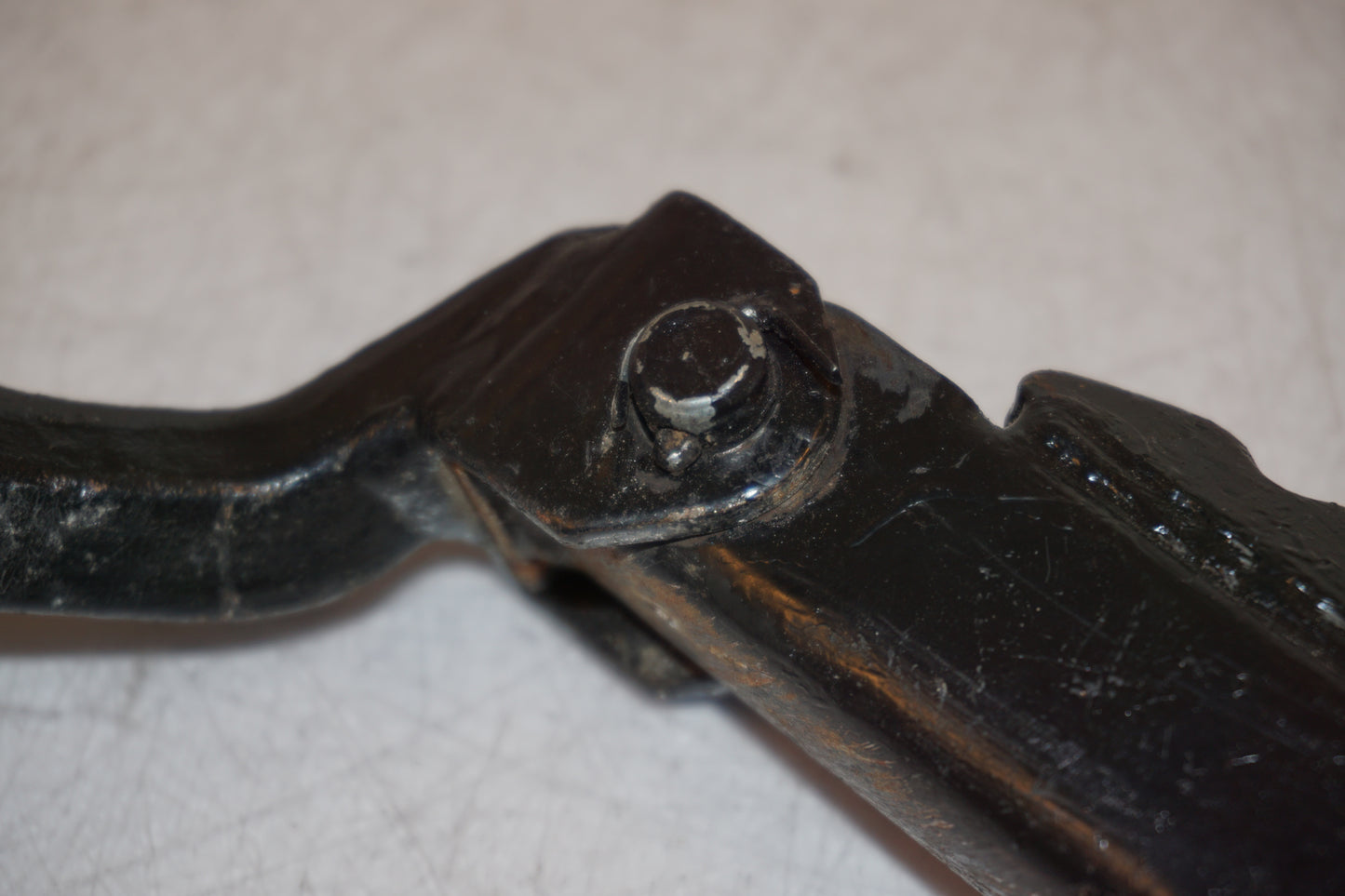 Extrabild4 på Fotpinne från en Suzuki DR 650 -1995 motorcykel.