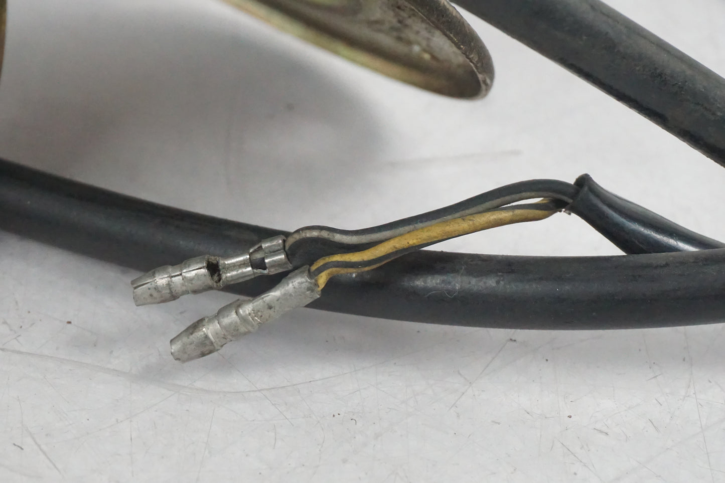 Snett uppifrån på Bensintankgivare från en Suzuki GSX 1100 F -1990 motorcykel.