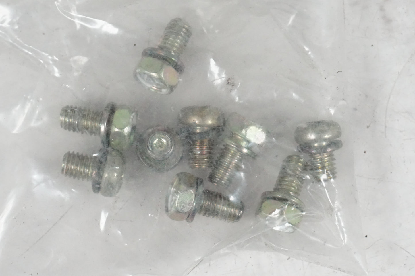 Baksidan på Bensinmätare från en Suzuki GSX 1100 F -1991 motorcykel.