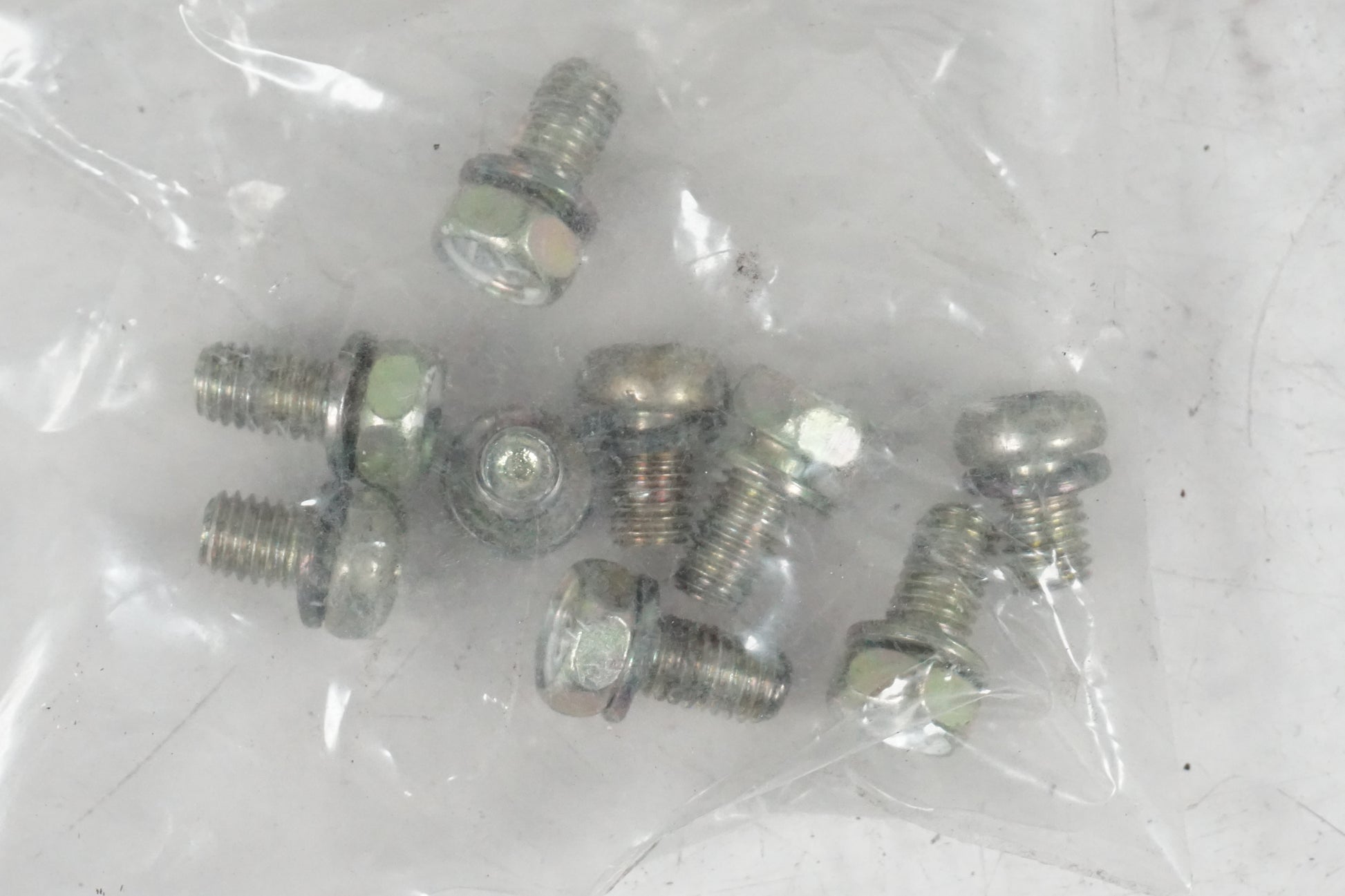 Baksidan på Bensinmätare från en Suzuki GSX 1100 F -1991 motorcykel.