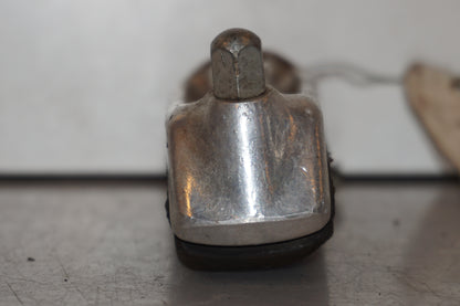 Snett uppifrån på Fotpinne från en Suzuki GSX 1400 -2002 motorcykel.