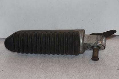 Framsidan på Fotpinne från en Suzuki GSX 750 -1998 motorcykel.