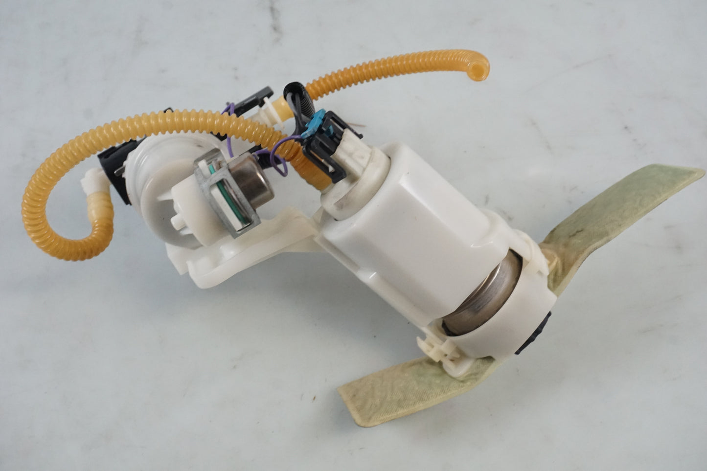 Extrabild3 på Bensinpump insprut från en H-D Dyna Street Bob FXDB/I -2007 motorcykel.