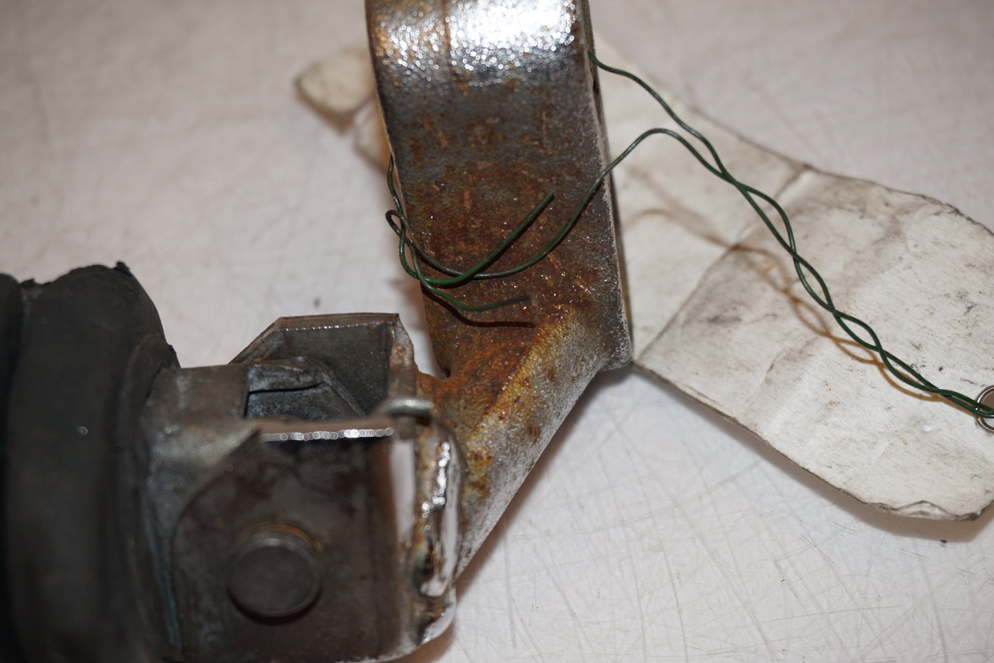 Extrabild1 på Fotpinne från en Suzuki GS 1000 -1983 motorcykel.