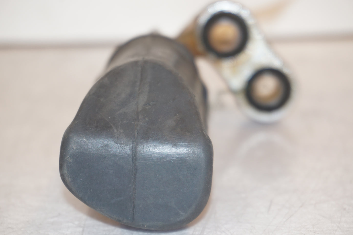 Extrabild3 på Fotpinne från en Suzuki GS 1000 -1983 motorcykel.