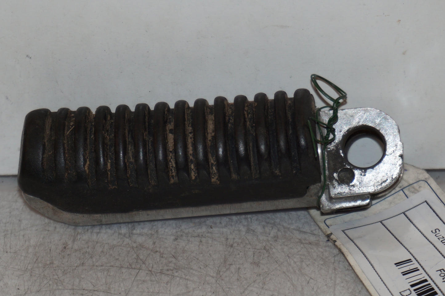 Framsidan på Fotpinne från en Suzuki GSX-R 1100 -1989 motorcykel.