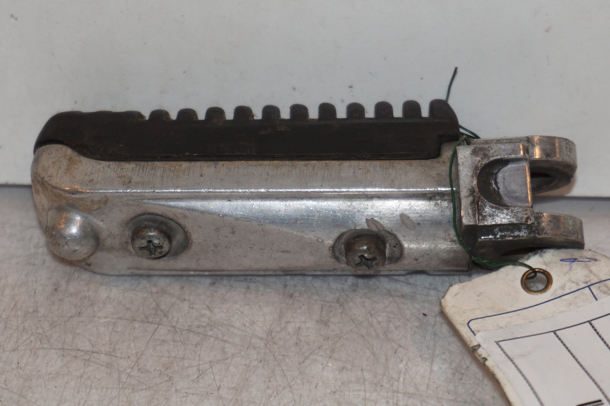 Baksidan på Fotpinne från en Suzuki GSX-R 1100 -1989 motorcykel.